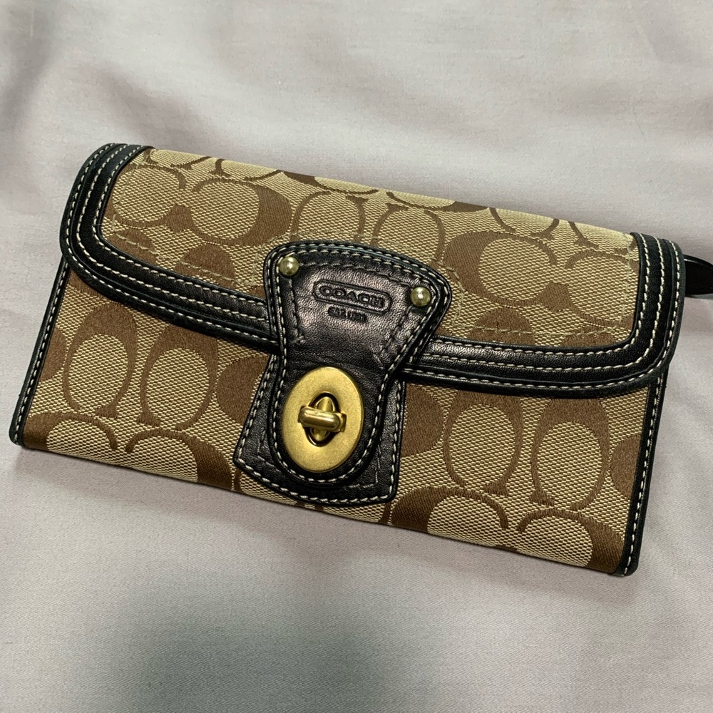 Coach wallet - Authentic